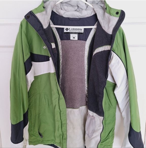 Columbia Two-Tone Green and White Ski Jacket Size Large Great condition - Picture 3 of 7